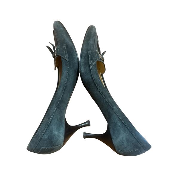 Tod’s Gray Suede Pumps - 9.5 - Picture 7 of 11